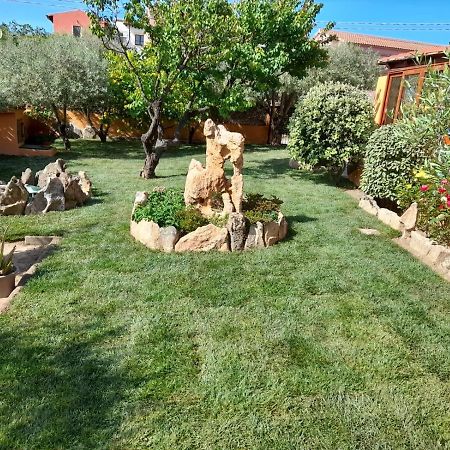 B&B Da Sabrina San Teodoro  Exterior foto