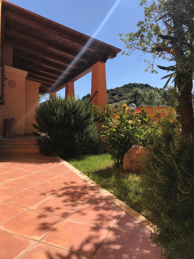 B&B Da Sabrina San Teodoro  Exterior foto