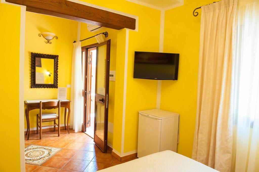 B&B Da Sabrina San Teodoro  Zimmer foto